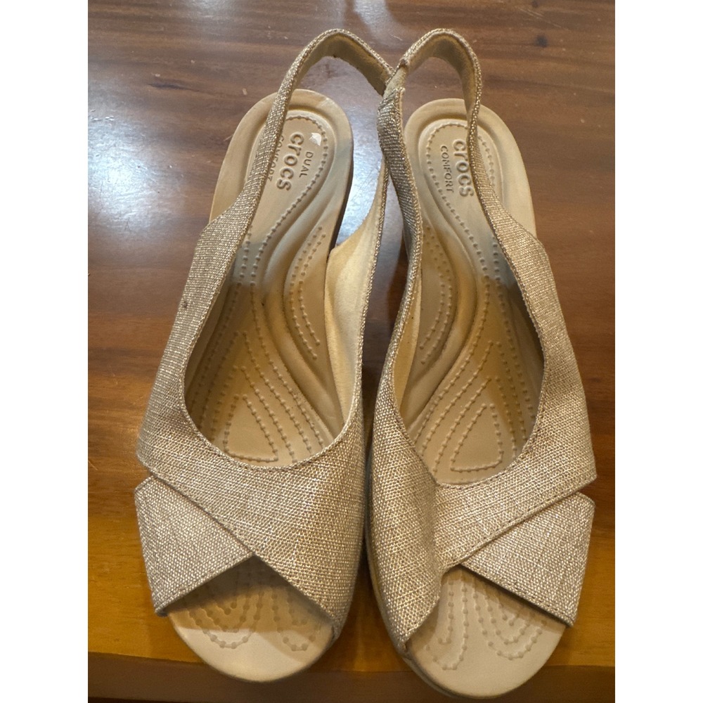 Crocs Leigh II Shimmer Cross-Strap Wedge Sandals Gold Metallic 205261 Womens 8